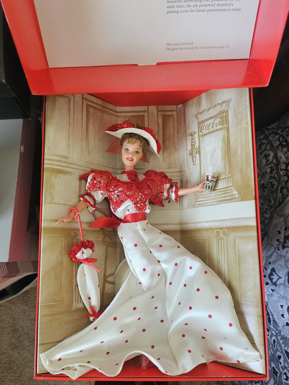 Soda Fountain Sweetheart Barbie (Coca' Cola) Fashion Classic Series